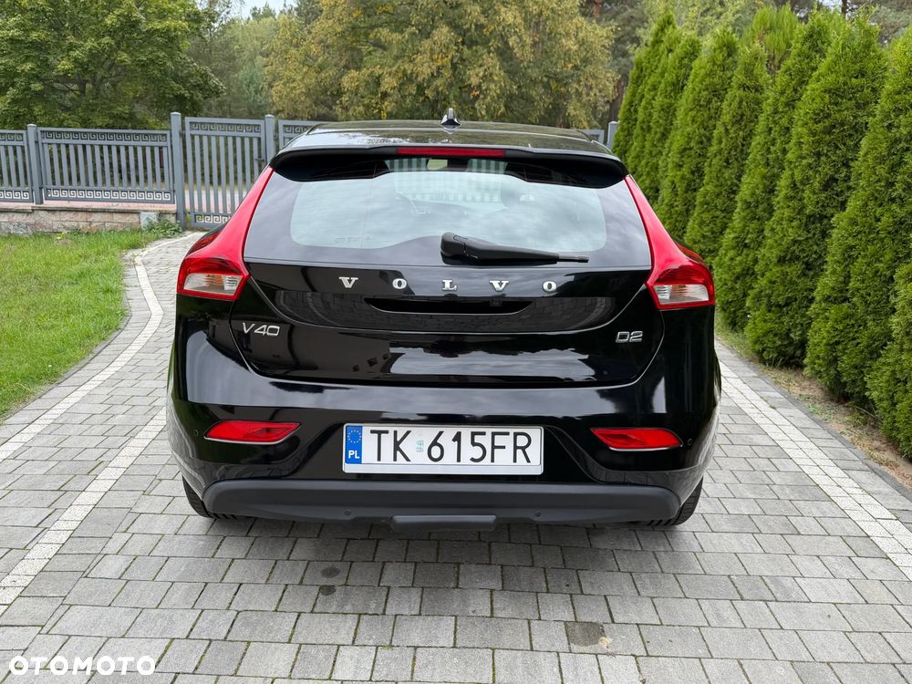 Volvo V40 D2 Geartronic Momentum - 9