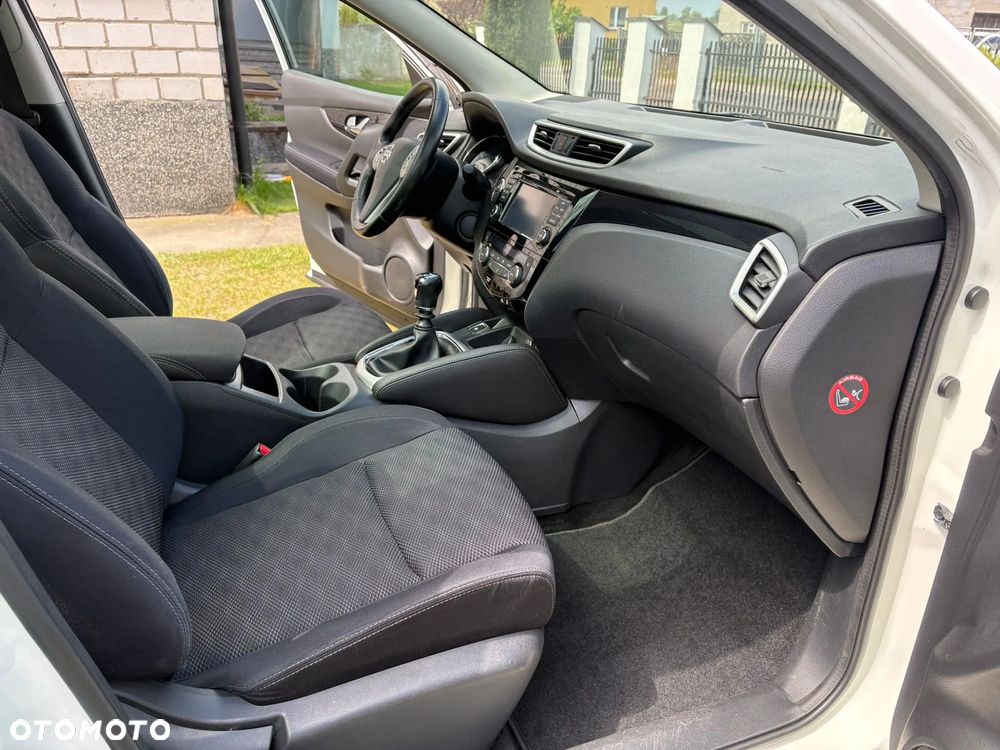 Nissan Qashqai - 16