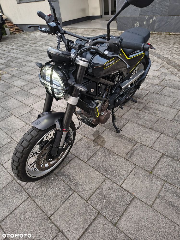 Husqvarna Svartpilen - 23