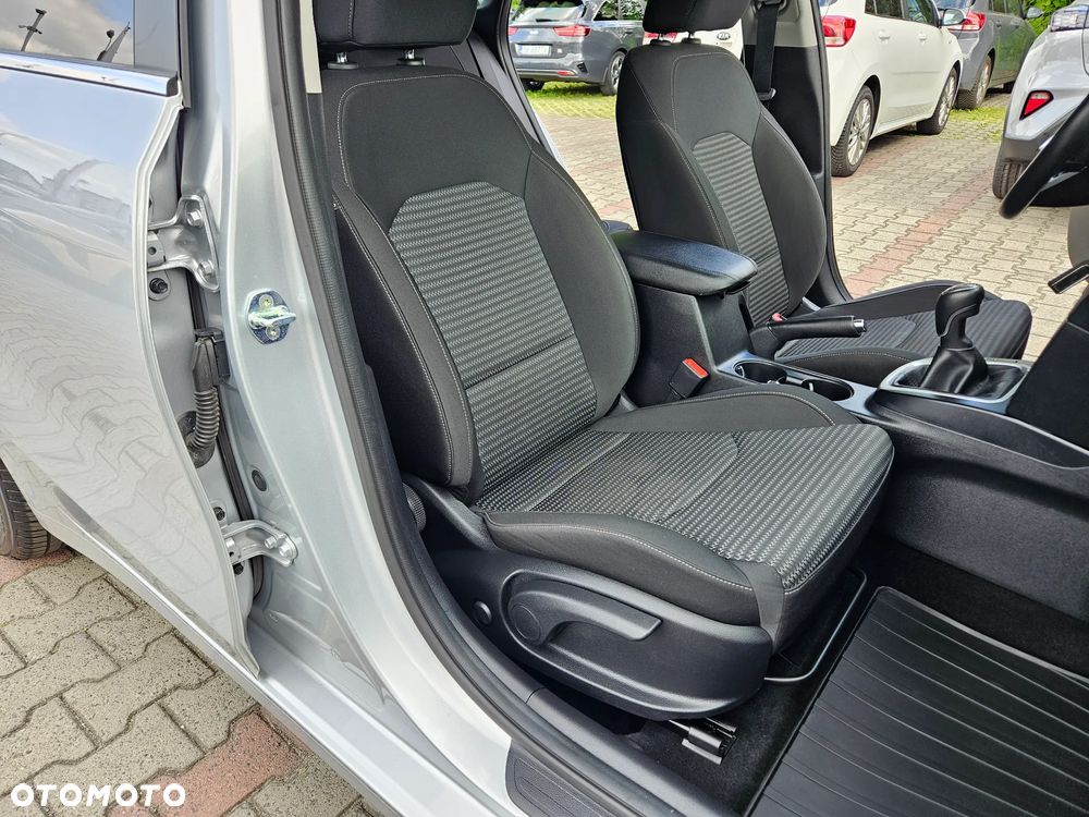 Kia Ceed 1.5 T-GDI M - 29