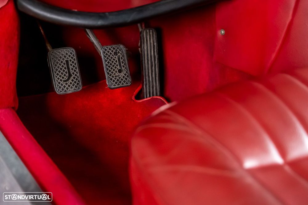 Daimler Sovereign - 23
