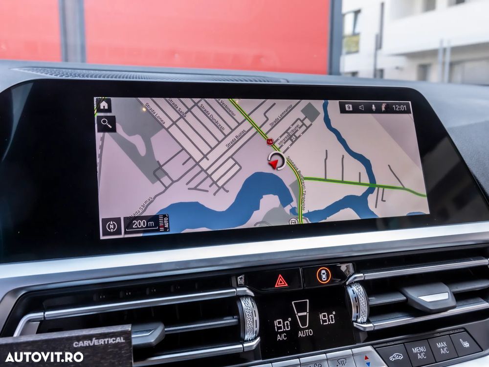 BMW M4 Competition M xDrive AT - 26