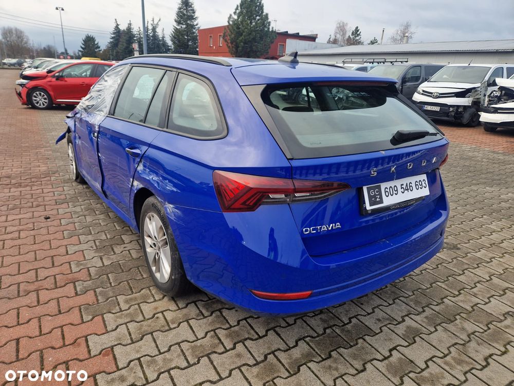 Skoda Octavia 2.0 TDI Ambition - 5