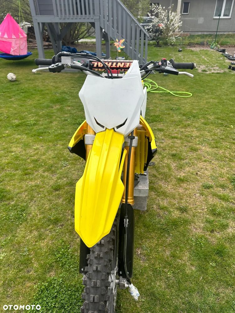 Suzuki RM-Z - 9