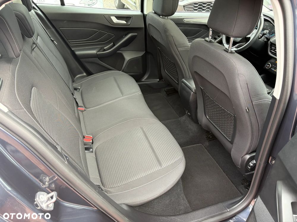 Ford Focus - 15