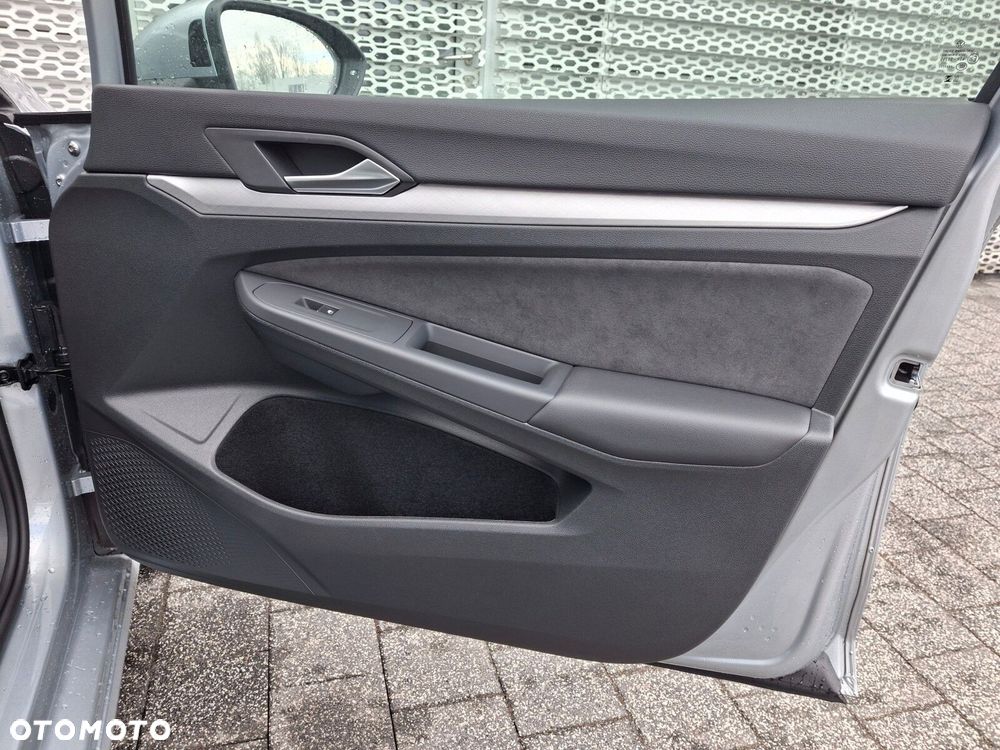Volkswagen Golf Variant 1.5 TSI Life Plus - 15