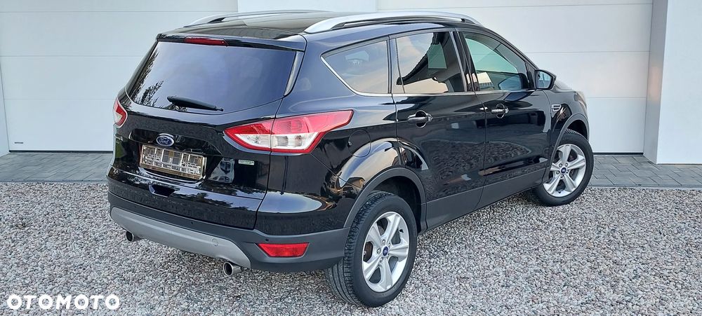 Ford Kuga 1.6 EcoBoost 2x4 Trend - 6