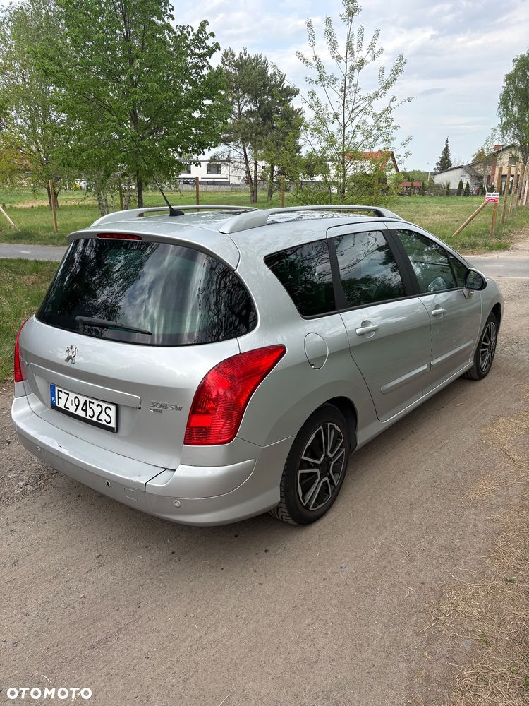 Peugeot 308 - 4