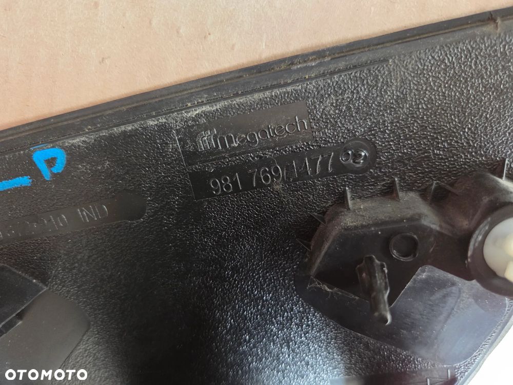 Trójkąt osłona błotnika lewa Citroen Berlingo IV - 4