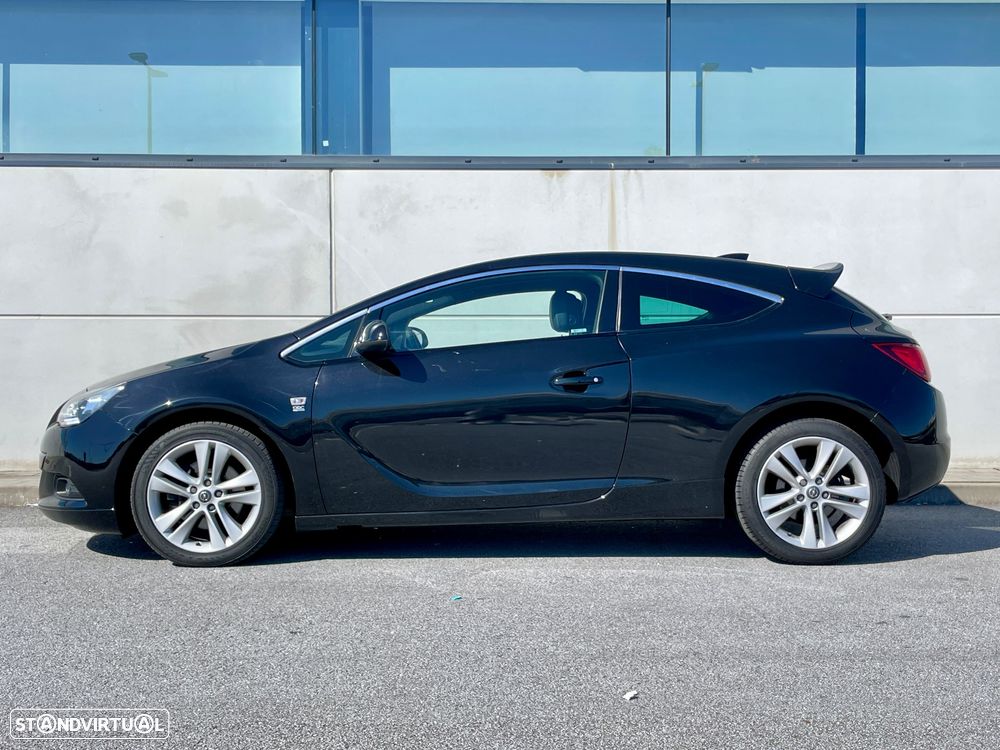 Opel Astra GTC - 3