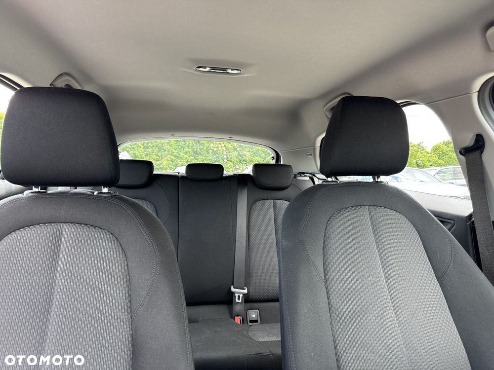 BMW Seria 1 118i Advantage - 29