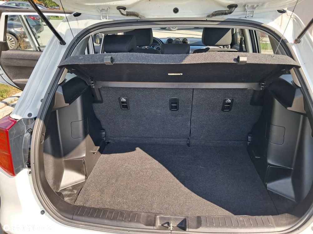 Suzuki Vitara - 11