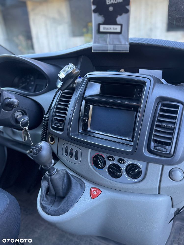 Renault Trafic - 14