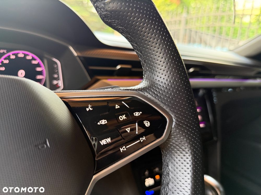 Volkswagen Arteon 2.0 TSI R-Line DSG - 19