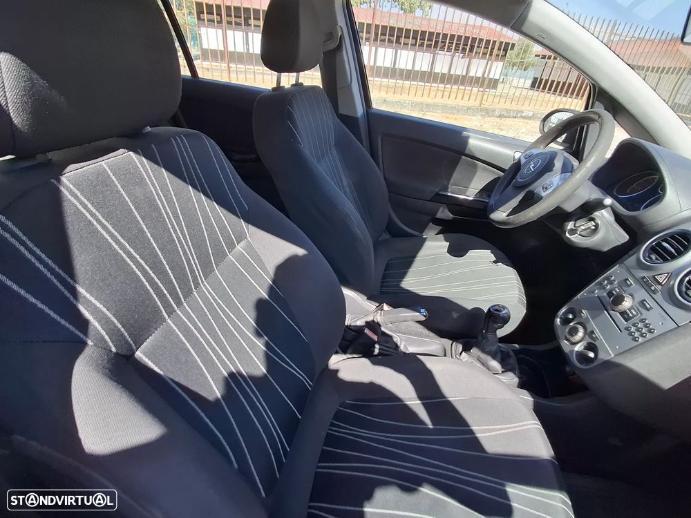 Opel Corsa 1.2 Cosmo - 11