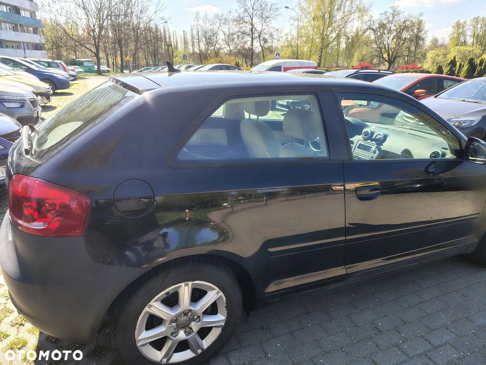 Audi A3 3-drzwiowe 1.4 TFSI Ambiente - 4