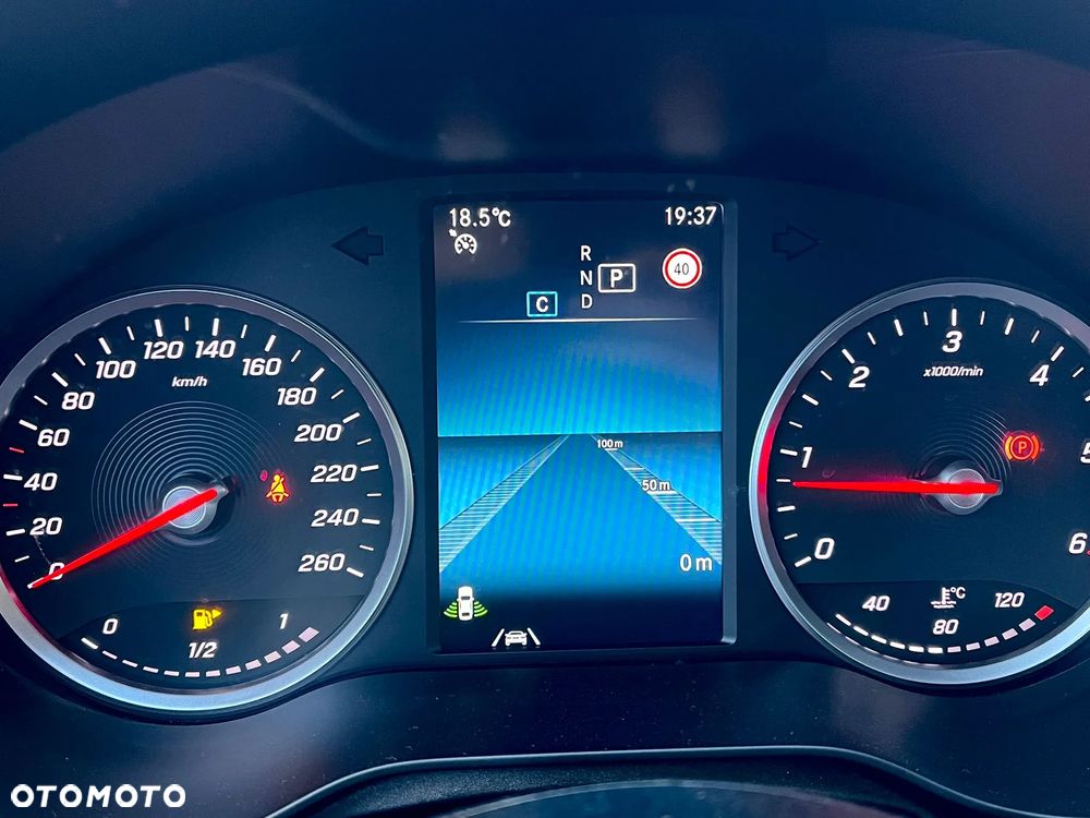 Mercedes-Benz Klasa C 200 d 9G-TRONIC - 25