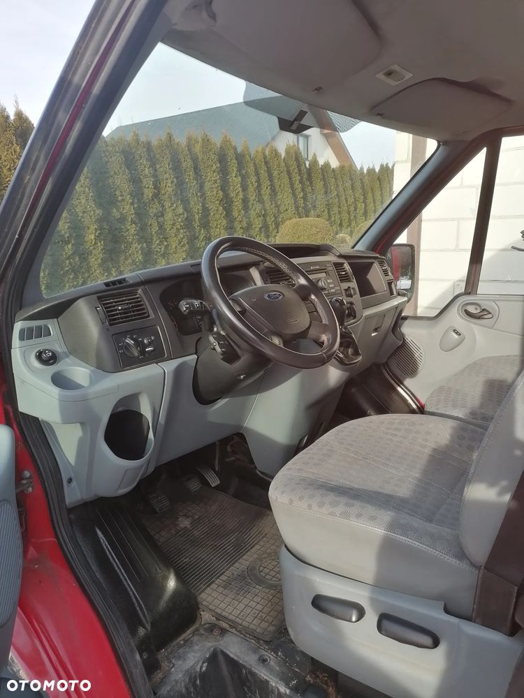 Ford Transit - 14