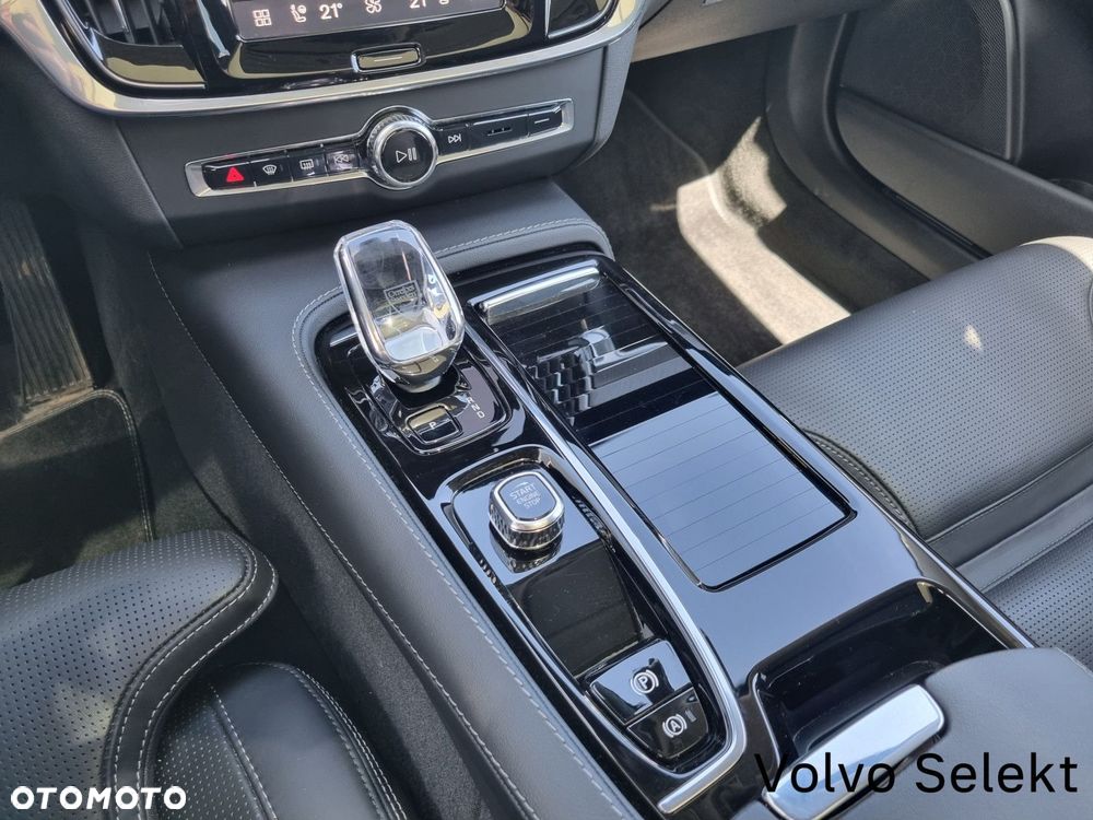 Volvo V90 - 32