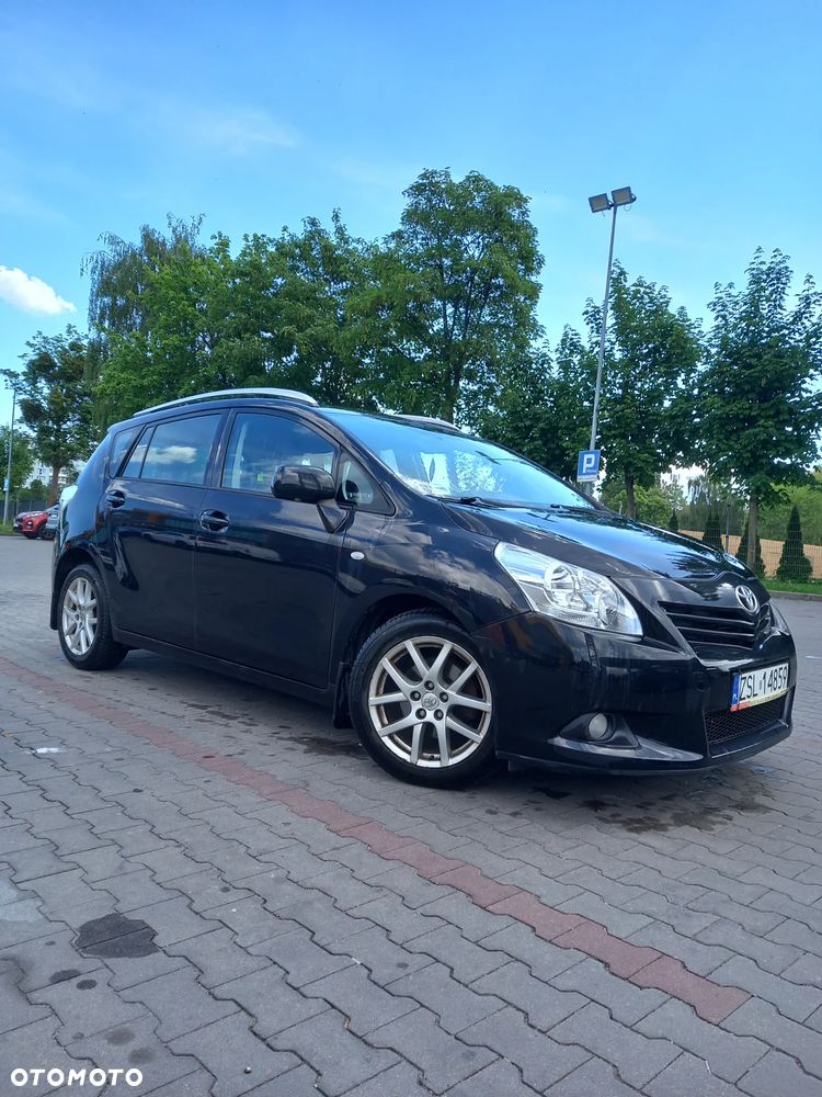 Toyota Verso - 1