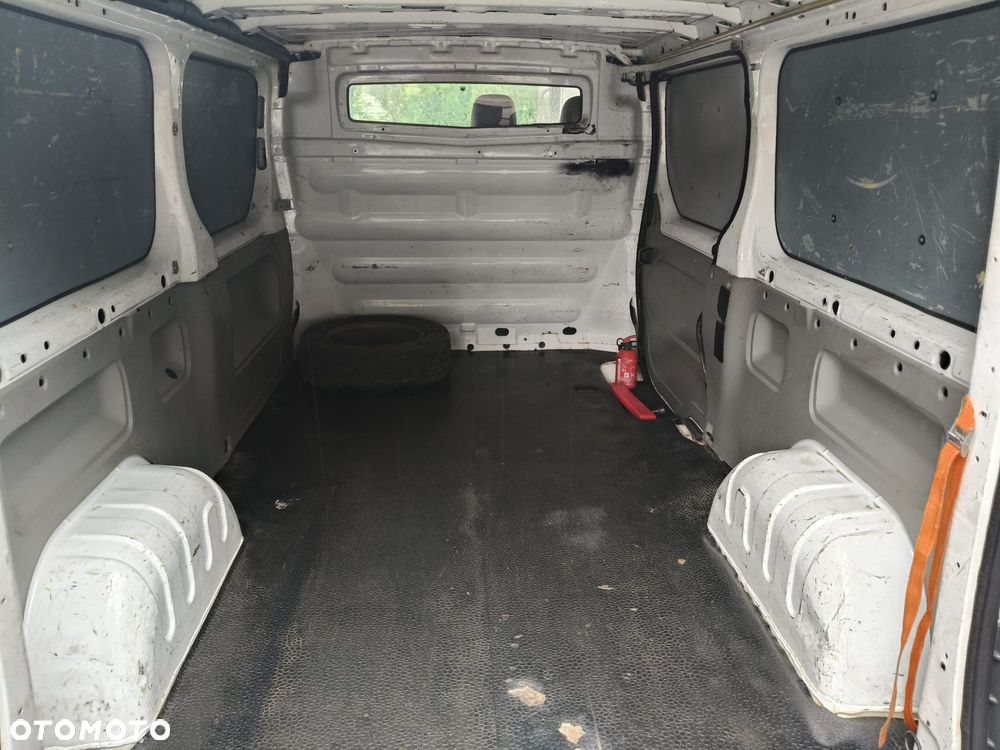 Renault Trafic - 12