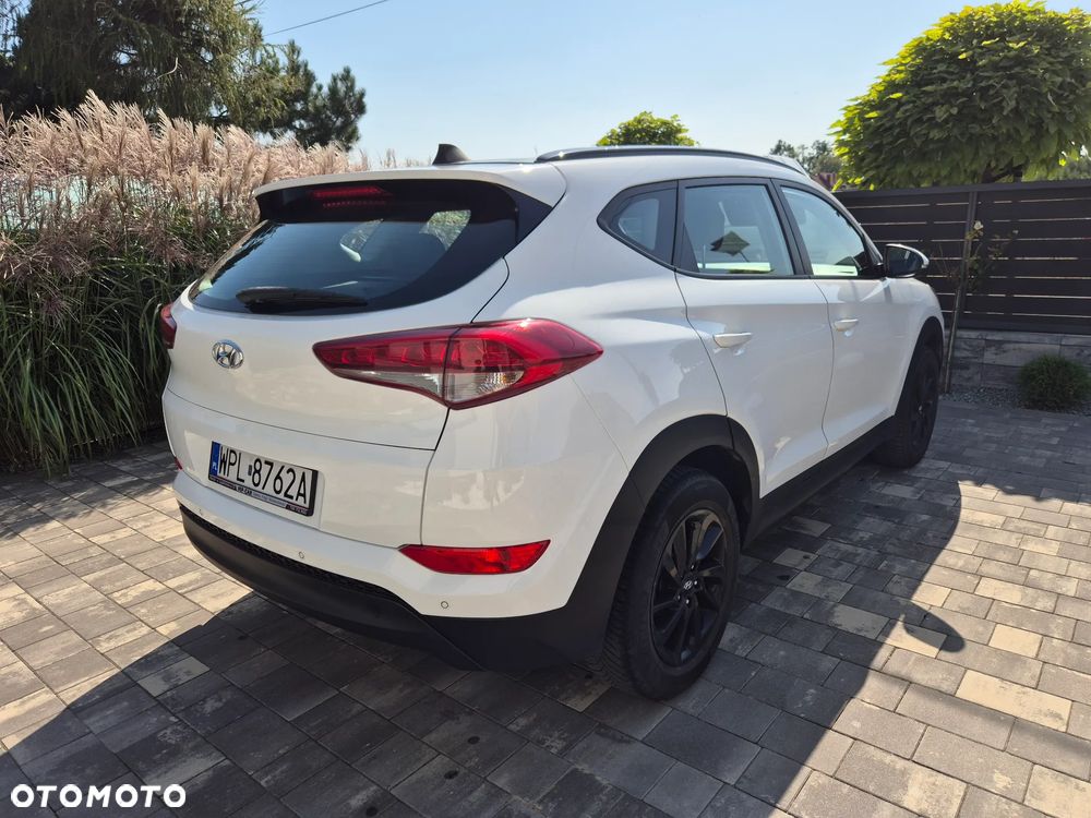 Hyundai Tucson 1.7 CRDI BlueDrive Comfort 2WD - 9