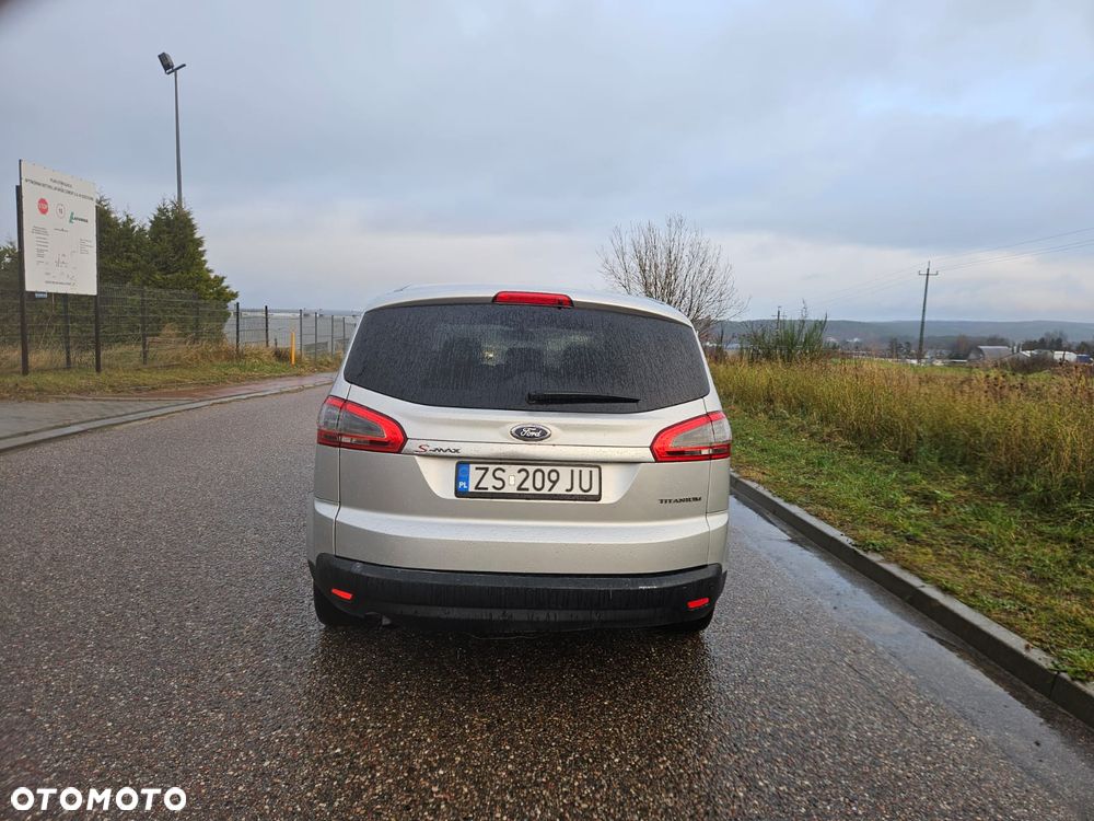 Ford S-Max - 7