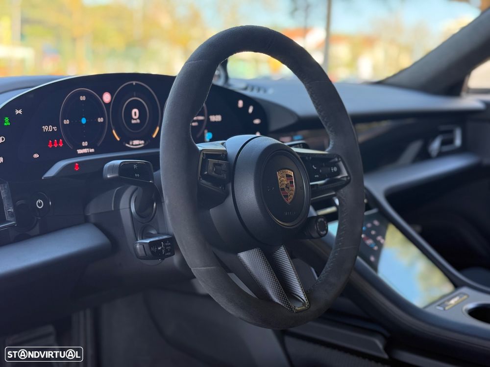 Porsche Taycan 4S Bateria Performance Plus - 28