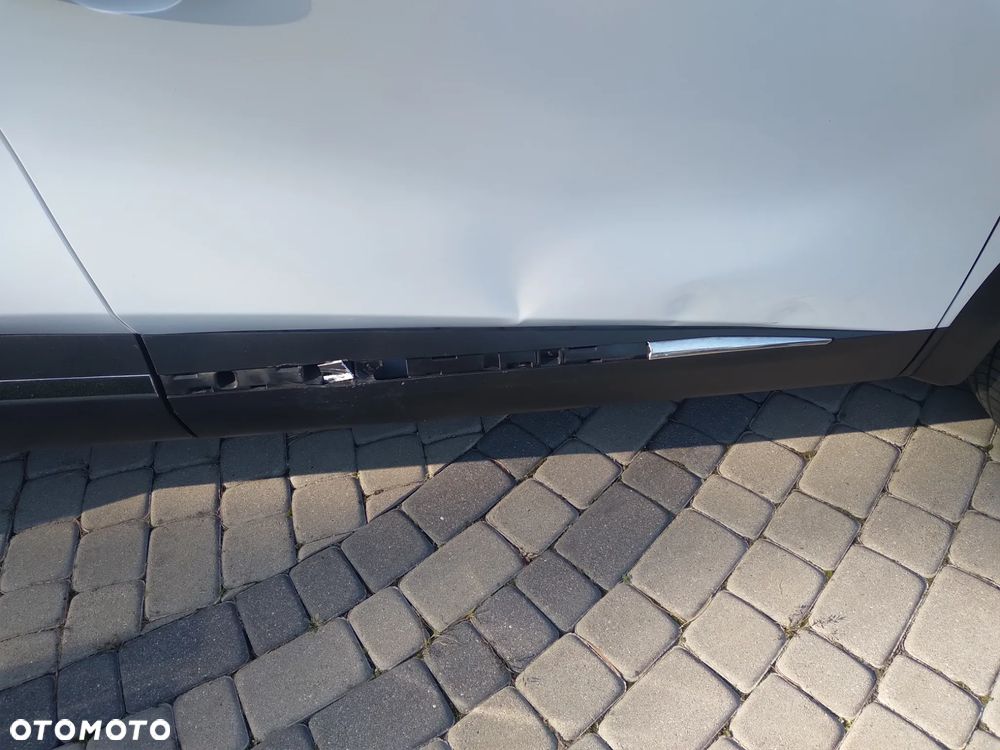 Renault Captur TCe 100 EXPERIENCE - 10