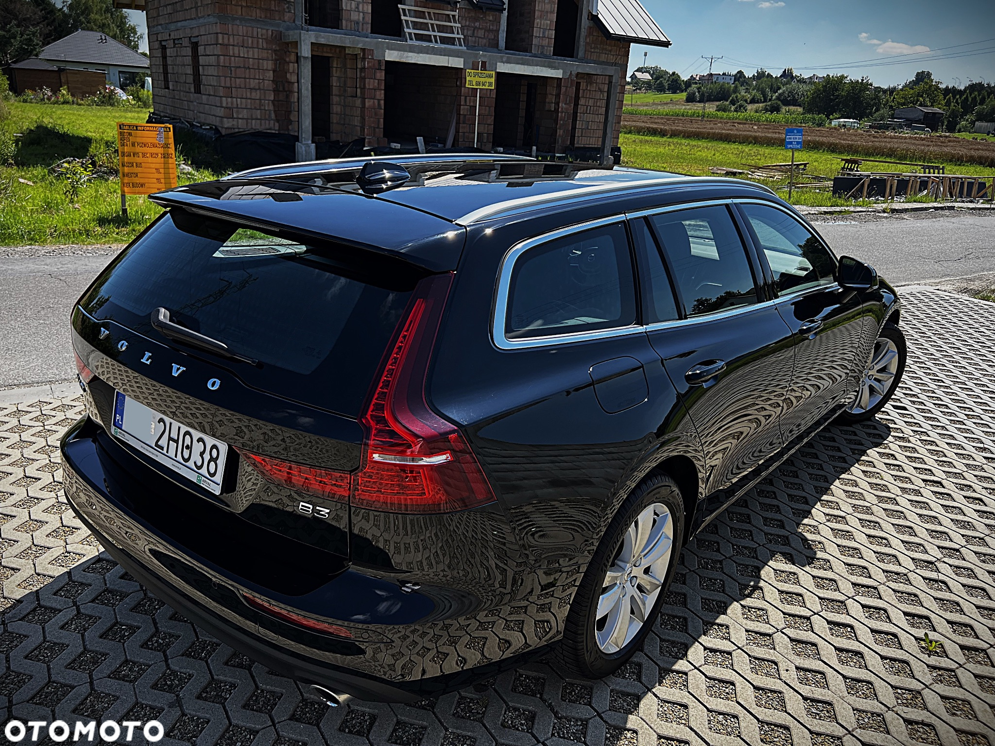 Volvo V60 B3 B Momentum Pro - 38