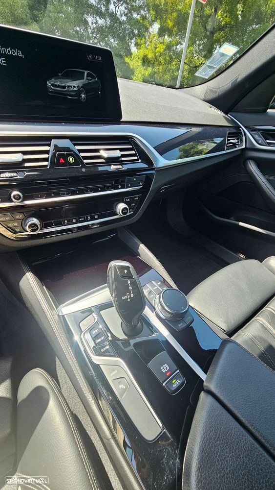 BMW 530 e iPerformance Pack M - 26