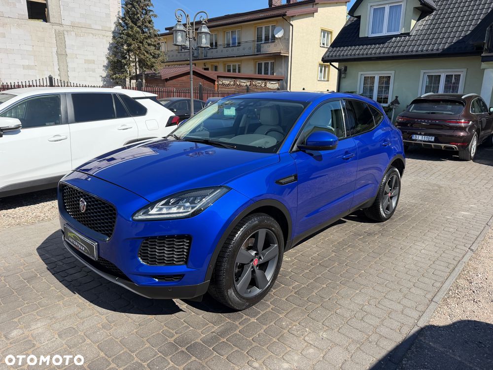 Jaguar E-Pace 2.0 i4D AWD R-Dynamic Chequered Flag - 24