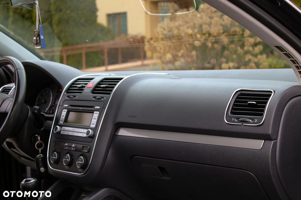 Volkswagen Golf 2.0 FSI Speed - 22