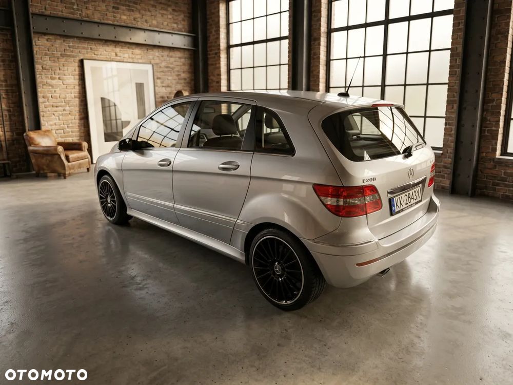 Mercedes-Benz Klasa B 180 BlueEFFICIENCY SPORT EDITION - 6