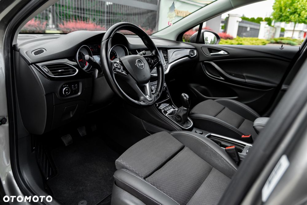 Opel Astra 1.4 T Elite S&S - 17