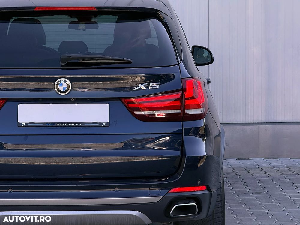 BMW X5 xDrive35i Edition Exclusive - 16