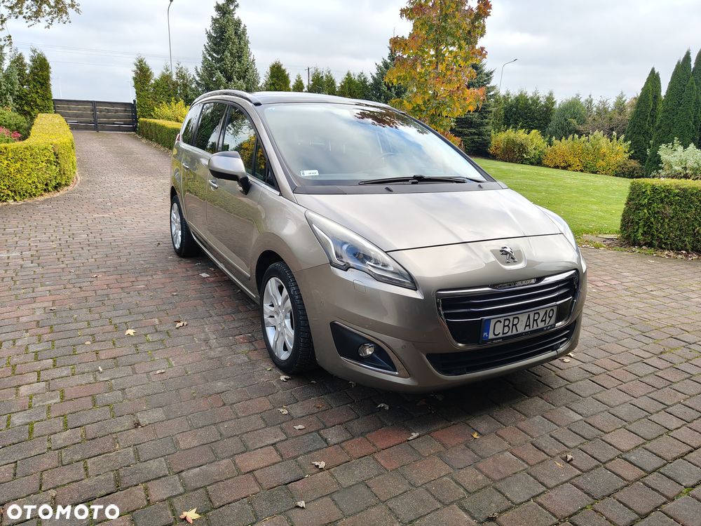 Peugeot 5008 2014 photo 2