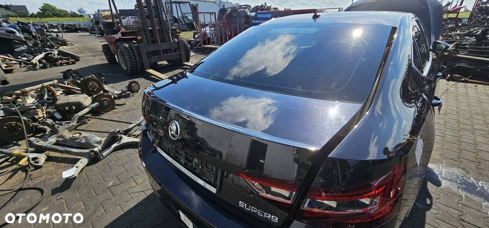 KLAPA SKODA SUPERB III LF9R HATCHBACK - 6