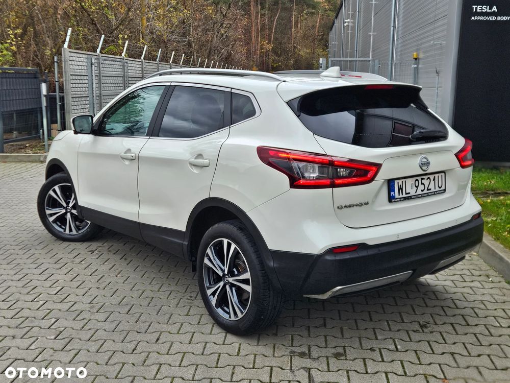 Nissan Qashqai 1.2 DIG-T N-Connecta Xtronic EU6 - 3