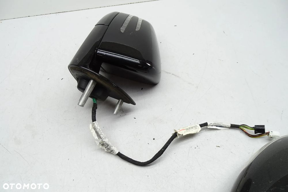 MERCEDES ML W164 Lusterlo Prawe  C197 10+6 PIN - 4