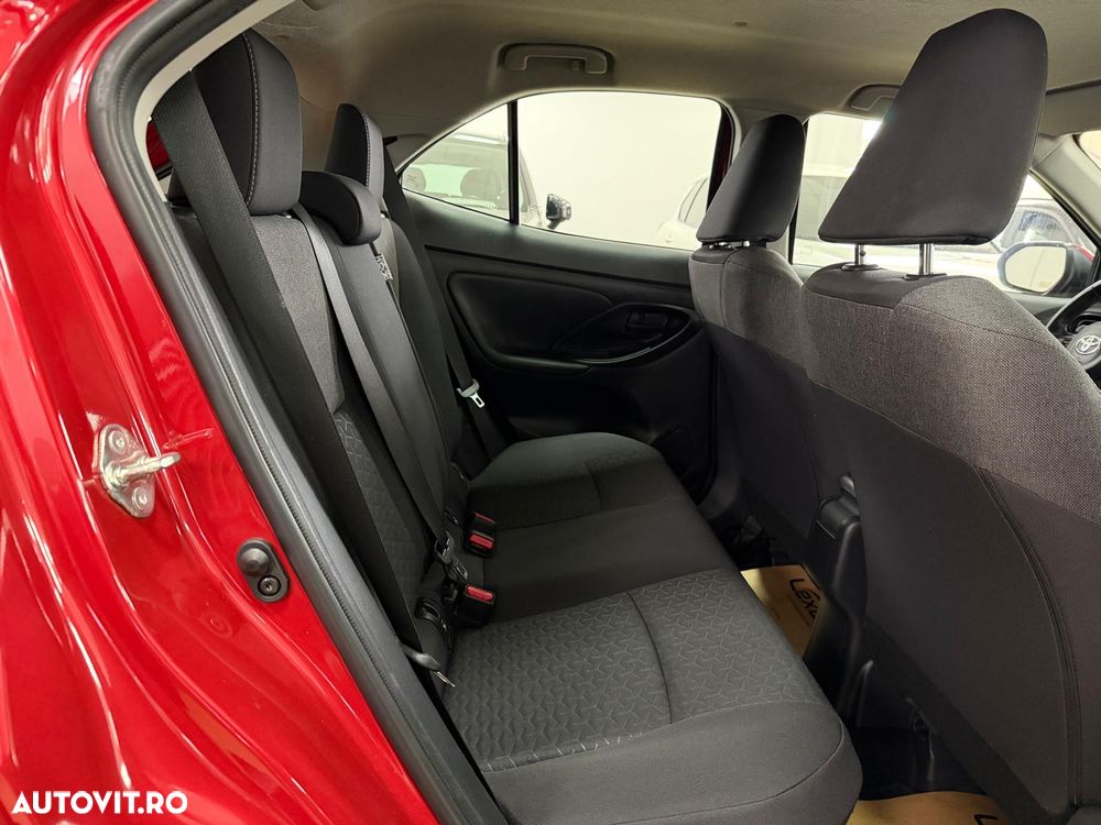 Toyota Yaris Cross 1.5 VVT-i AWD-i Elegant - 16