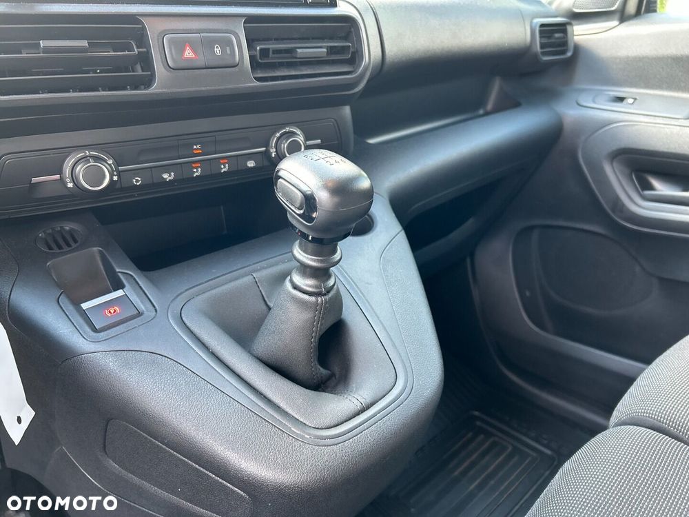 Toyota PROACE CITY - 17
