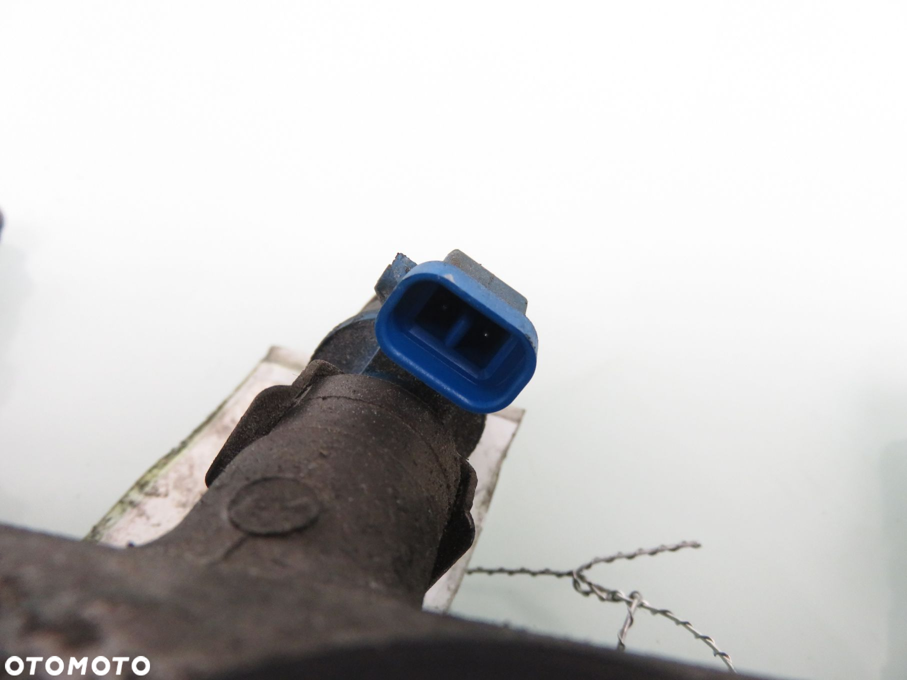 LISTWA WTRYSKOWA SAAB 9-5 2.0 t 12790825 12790824 - 2