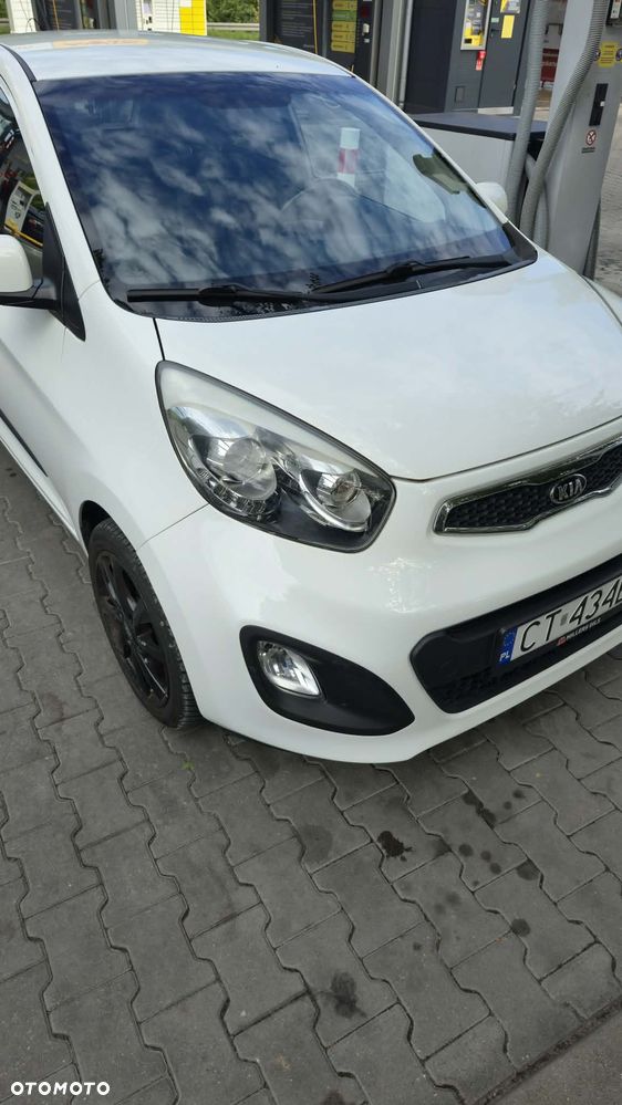Kia Picanto 1.2 L - 4