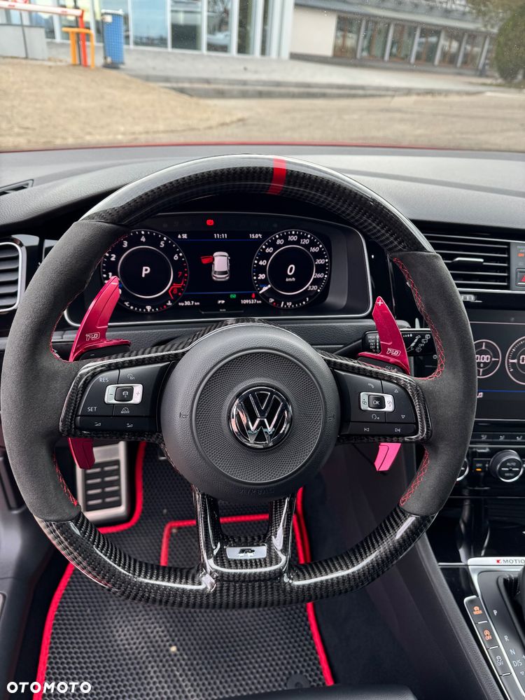 Volkswagen Golf - 10