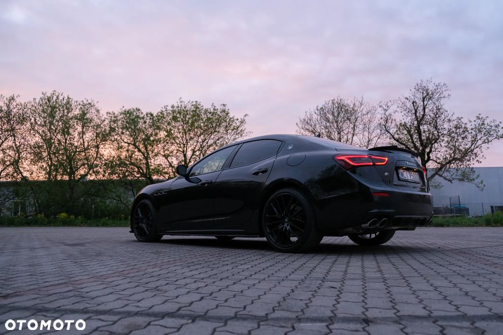 Maserati Ghibli - 7