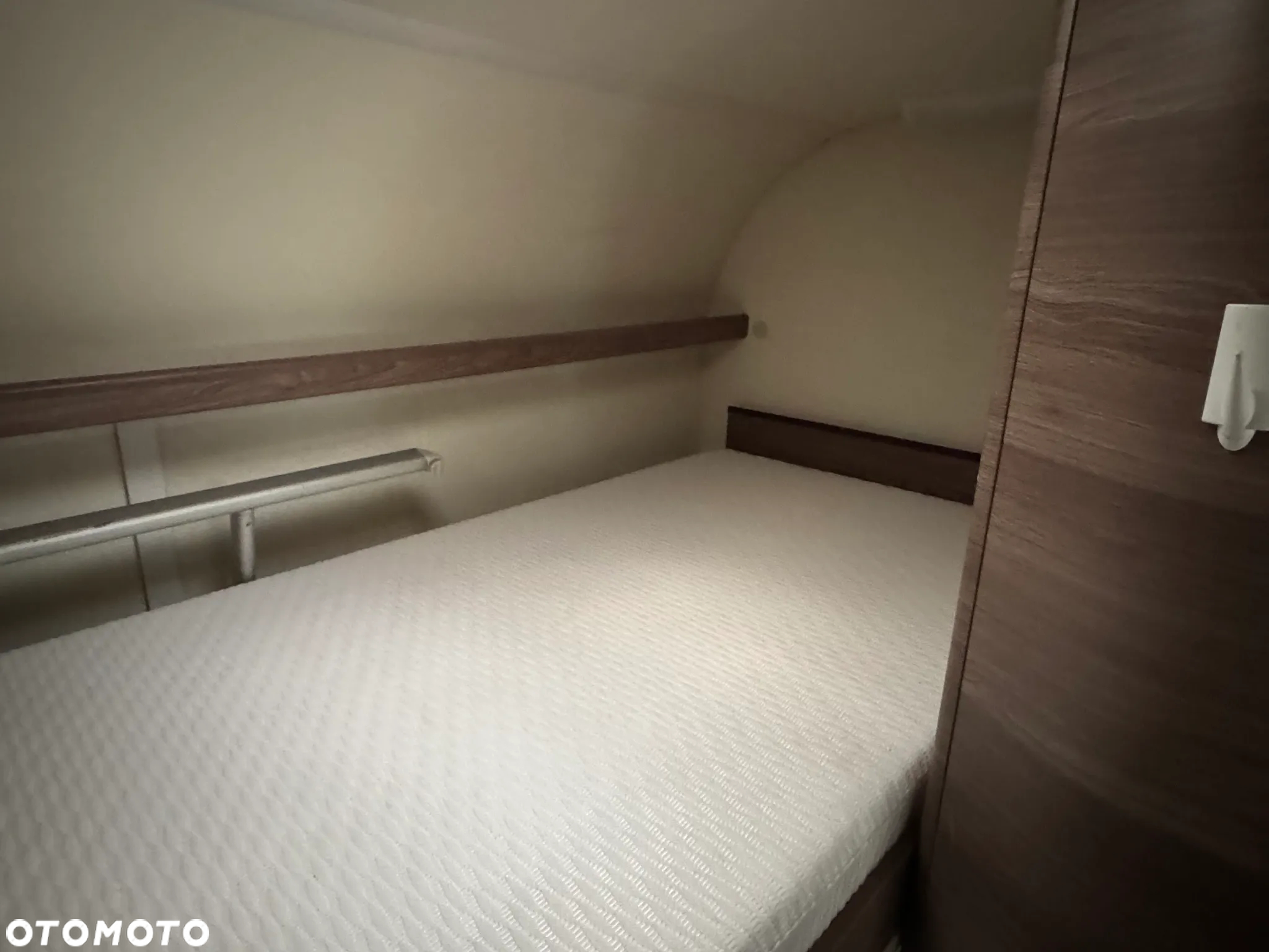 KNAUS Live Traveller - 26