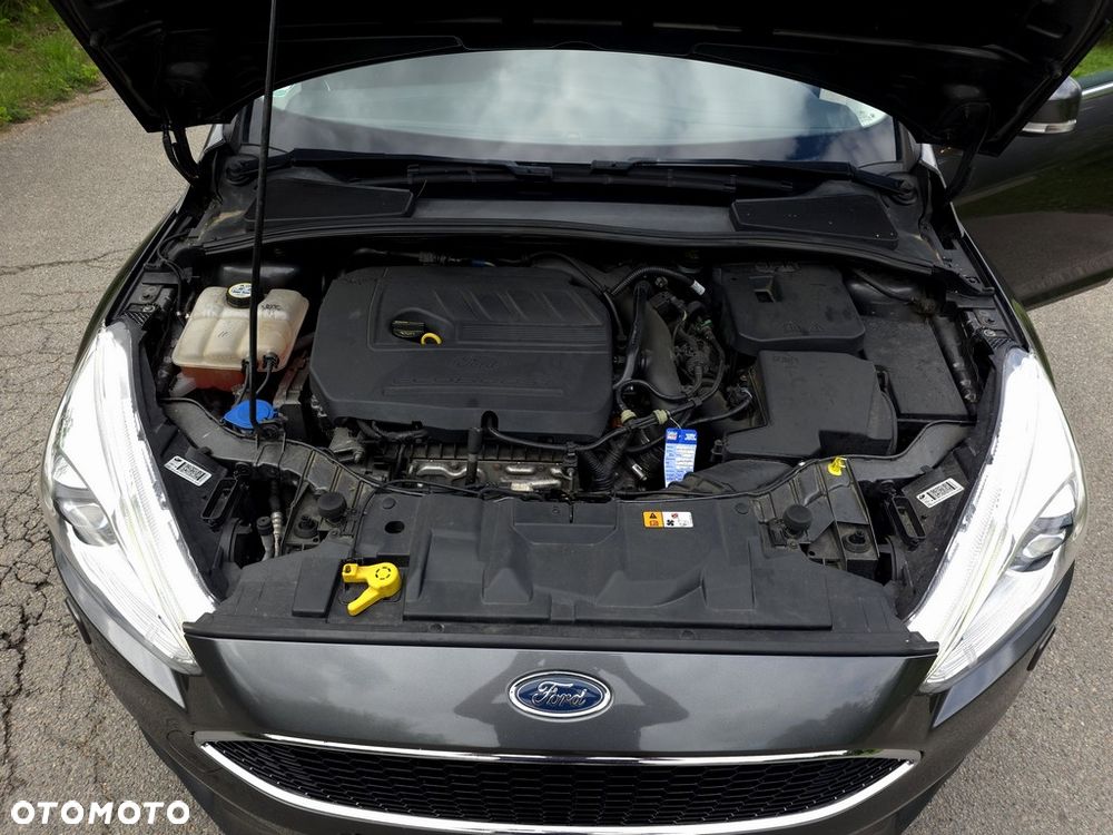 Ford Focus 1.5 EcoBoost Titanium ASS - 36