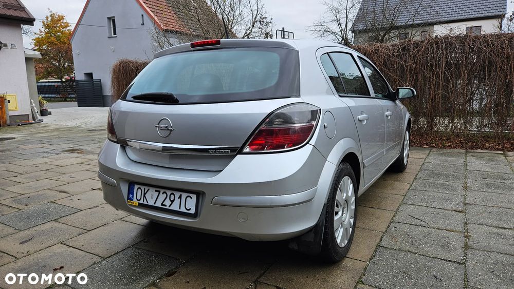Opel Astra 1.7 CDTI - 19