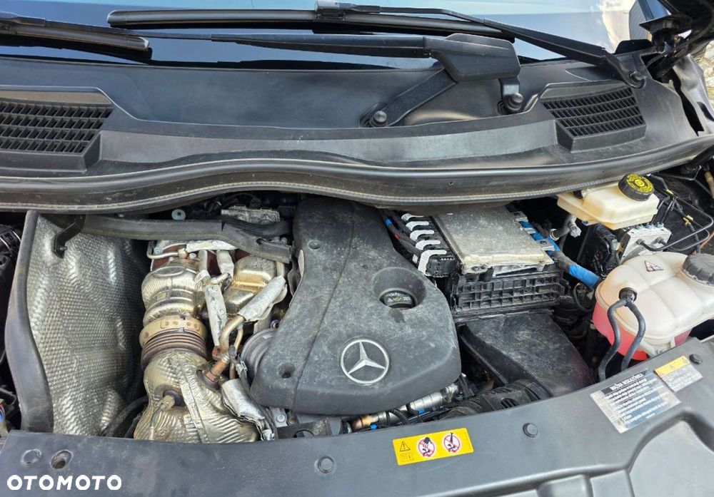 Mercedes-Benz Klasa V - 38